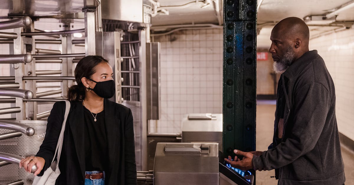 网站实名账号：app 详情下载教程广告