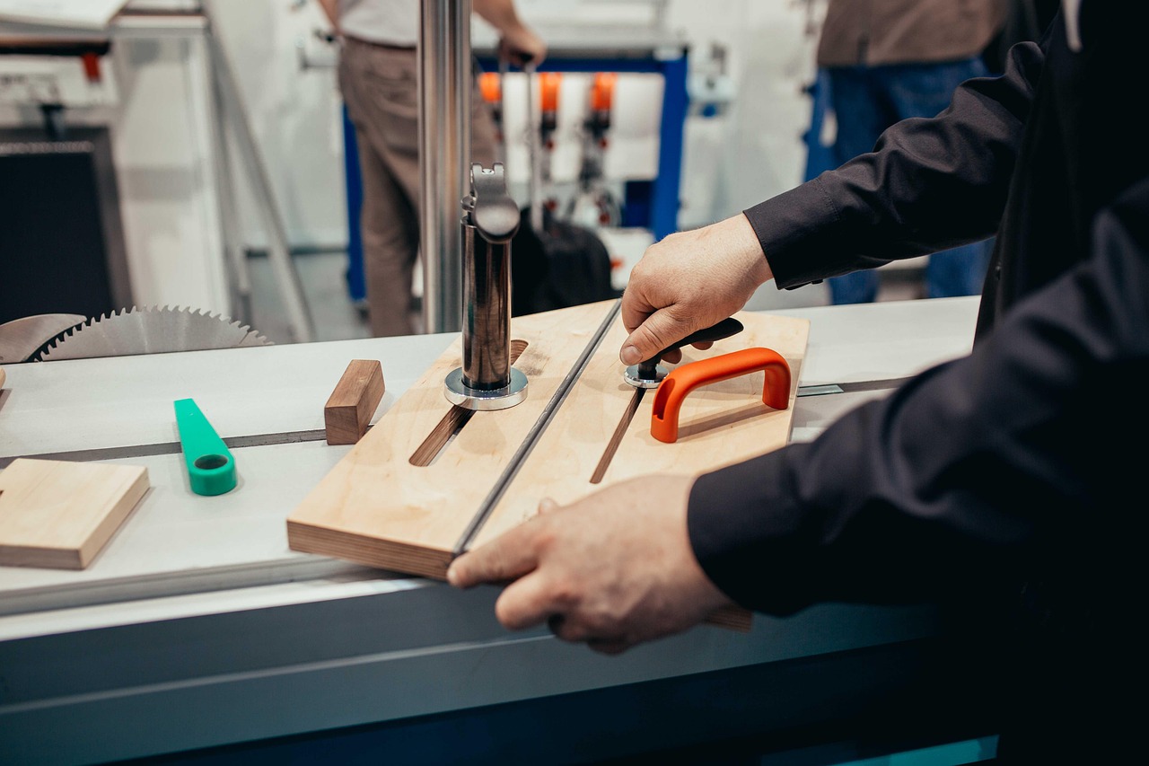 日税樱桃魔鬼：腾讯微博账号怎么申请注册