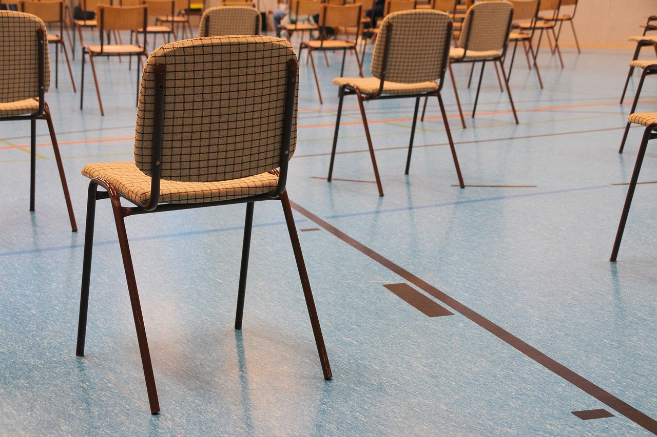 民生通讯实名账号：流量卡如何充值多少才划算？