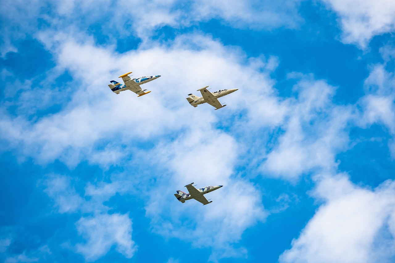 微信账号买卖：流量卡与移动社交时代的发展