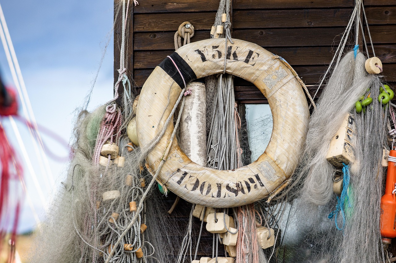 在国外，技术支持辅助的制造和使用是合法的吗